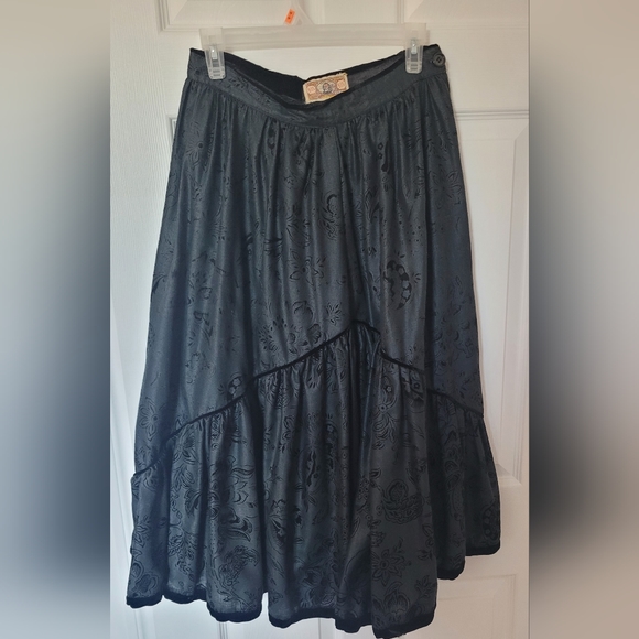 Gorgeous vintage skirt! Black - Picture 4 of 6